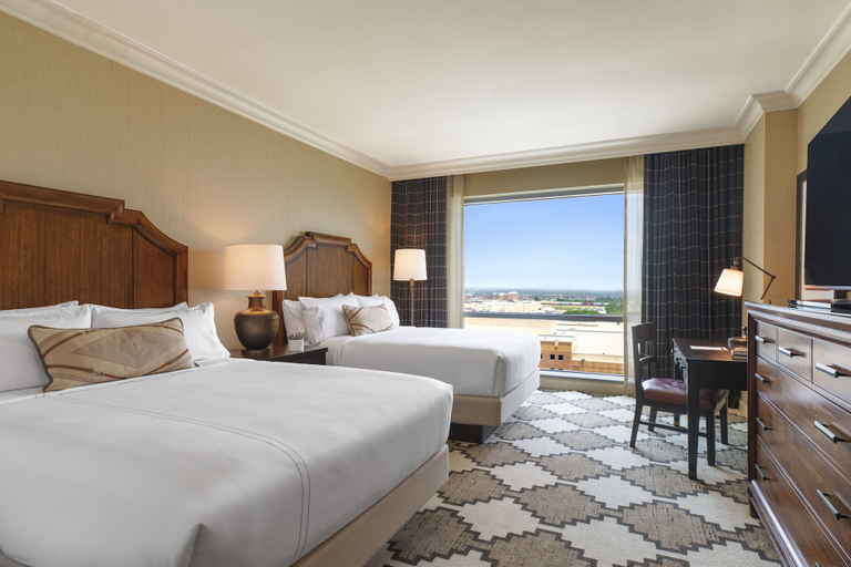 Bedroom 3, Omni Fort Worth Hotel, Fort Worth