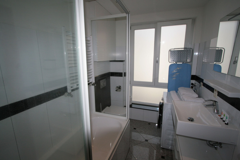 Bathroom, Amosa Liège City Centre Apart Regence 10, Liège