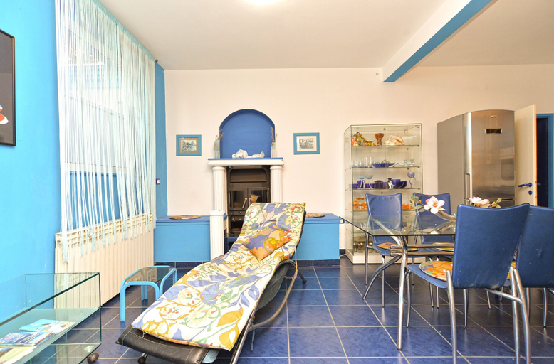 Food & Drinks 4, Apartments Mila 1039, Medulin