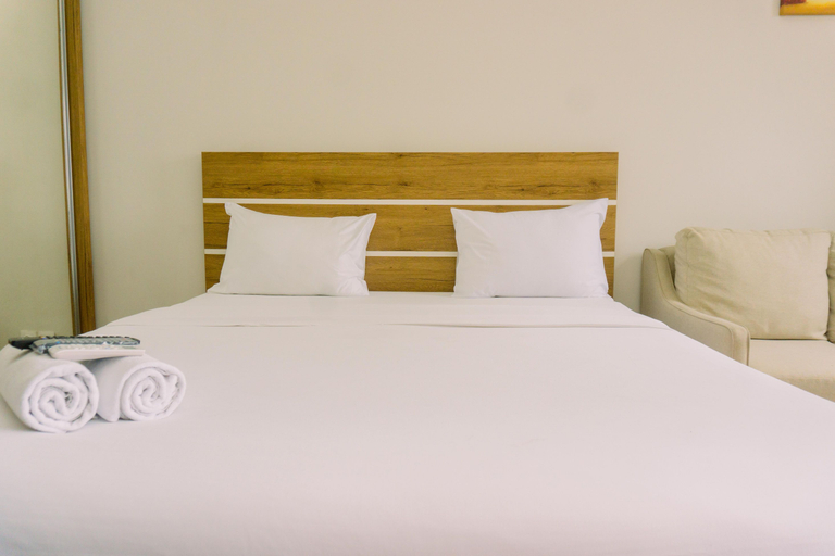 Bedroom 2, Comfy and Nice Designed Studio Parkland Avenue Apartment By Travelio, Tangerang Selatan