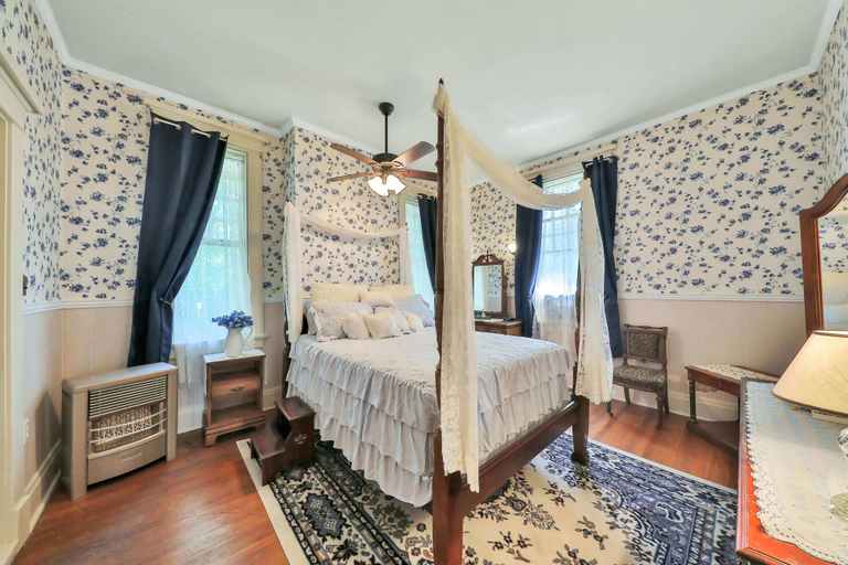 Bedroom 4, The Lancaster Manor B&B, Cooke