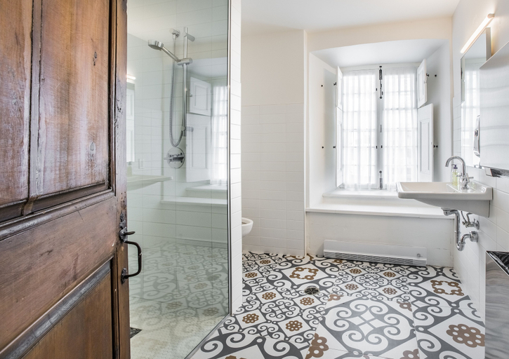 Bathroom 3, Hôtellerie d'Expérience au Monastère des Augustines, Communauté-Urbaine-de-Québec