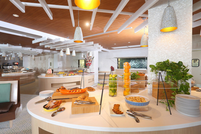 Food & Drinks 5, Warwick Paradise Island- All Inclusive- Adults Only