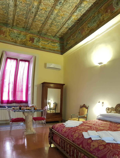 Bedroom 4, Residence San Mattia, Napoli