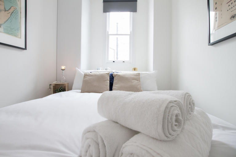 Bedroom 3, Greyhound Residences by Allô Housing, London