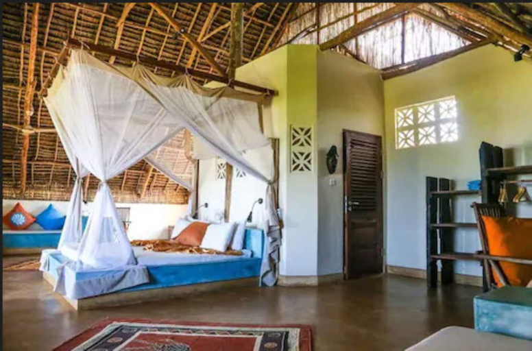 Bedroom 3, Sunshine Marine Lodge, Kaskazini 'A'
