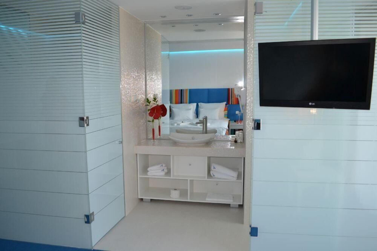 Bathroom 4, Marshal Garden Hotel, Municipiul Bucuresti