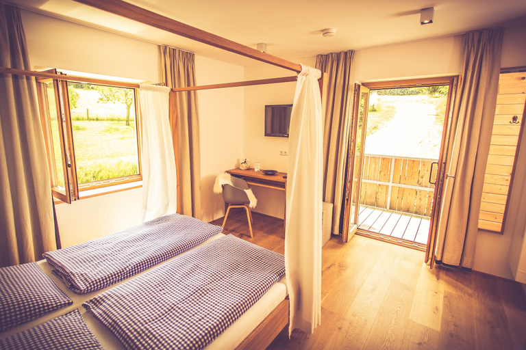Bedroom 2, Gasthaus Am Ödenturm, Cham