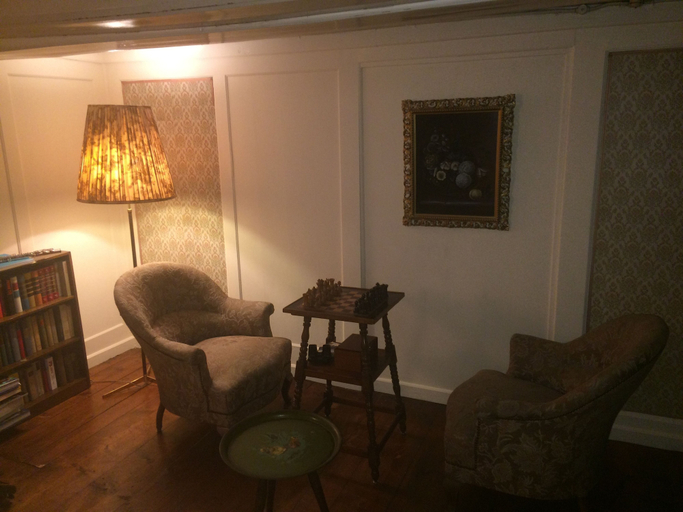 Living area, 200 Year Old Swiss House, Niedersimmental