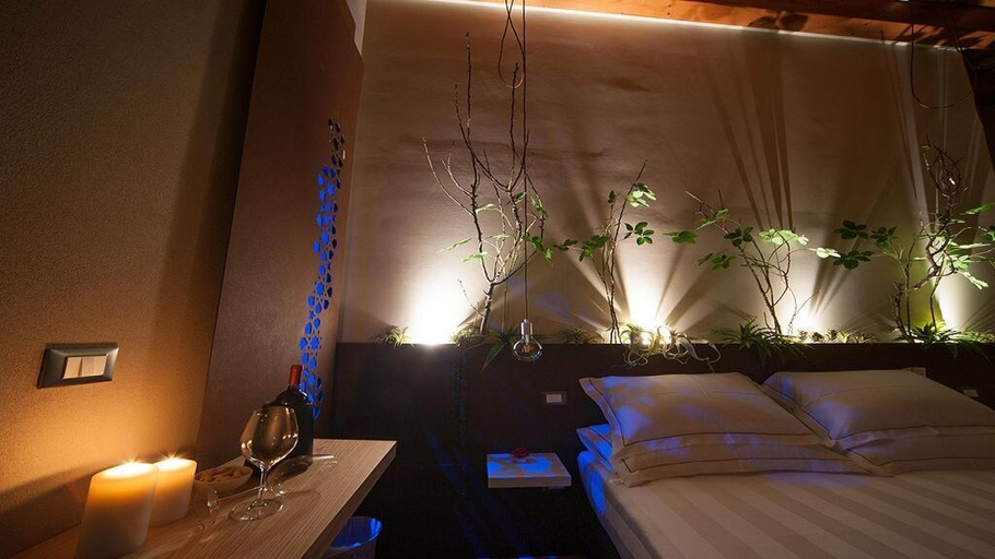 Bedroom 5, Antica Dimora Luxury Rooms - Meridia Collection, Barletta-Andria-Trani