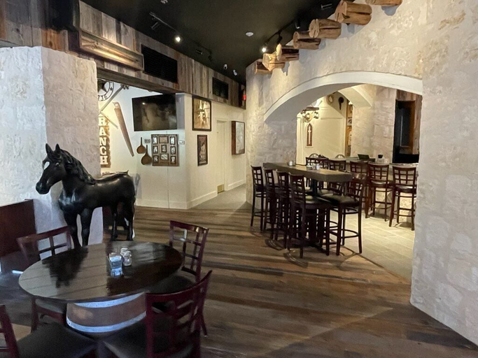 Food & Drinks 5, Crockett Hotel, Bexar