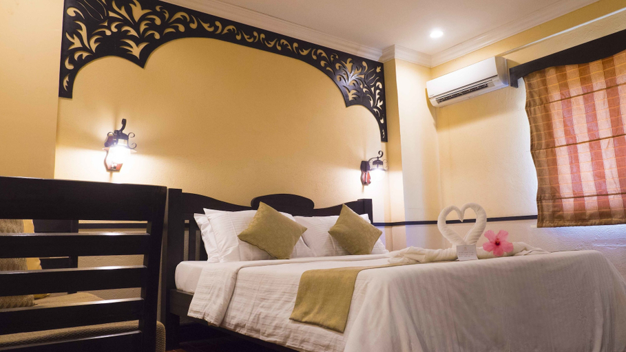 Bedroom 3, Playa Tropical, Currimao