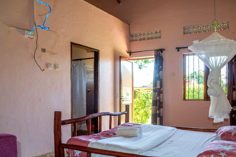 Bedroom 3, Gorilla African Guest House, Entebbe