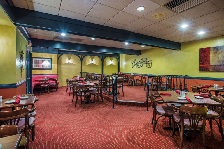 Food & Drinks 5, Ramada by Wyndham Ligonier, Westmoreland
