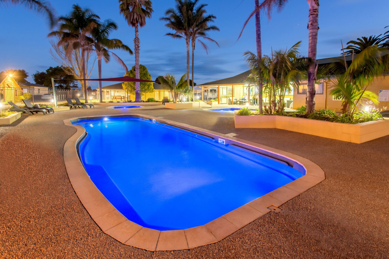 Sport & Beauty 4, BIG4 Whiters Holiday Village, E. Gippsland - Bairnsdale