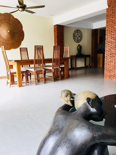 Others 5, Tres Belle Maison Piscine Privée, Pattaya