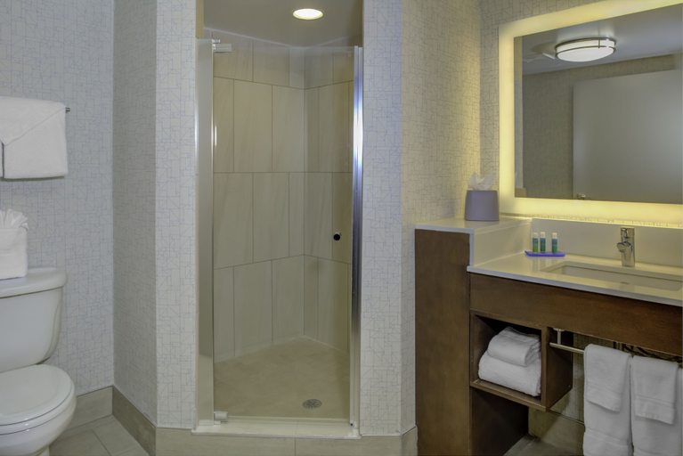 Bathroom 4, Holiday Inn Express CHESTER by IHG, Chesterfield