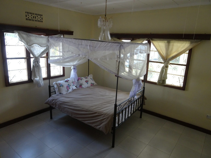 Bedroom 3, Glorious Arusha Backpackers - Hostel, Arusha Urban