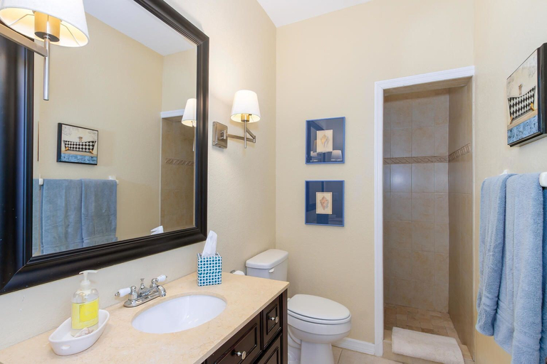 Bathroom 3, House Sunset Palace by Vacationhit, Lee
