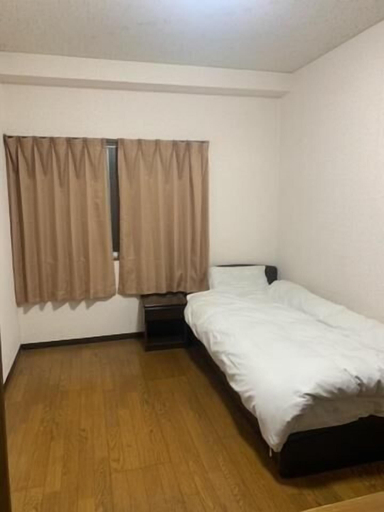 Bedroom 2, Tokyo Kakan, Minato