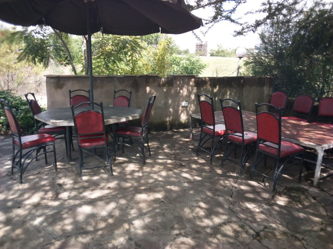 Food & Drinks, Macha Beach Resort, Mavoko
