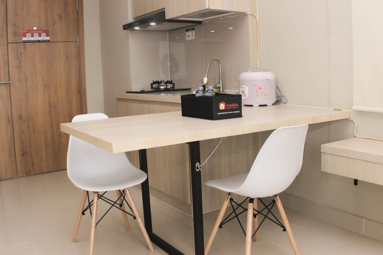 Interior 5, Cozy Studio at LRT City Jatibening Apartment, Bekasi