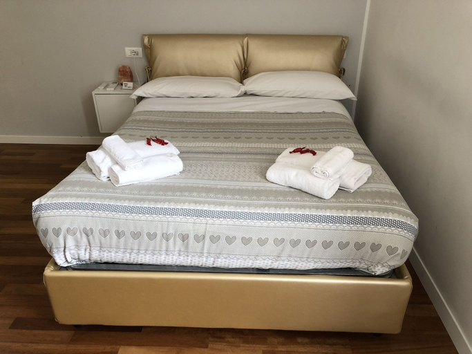 Bedroom 2, BB HOMEITALY CIVITAVECCHIA, Roma
