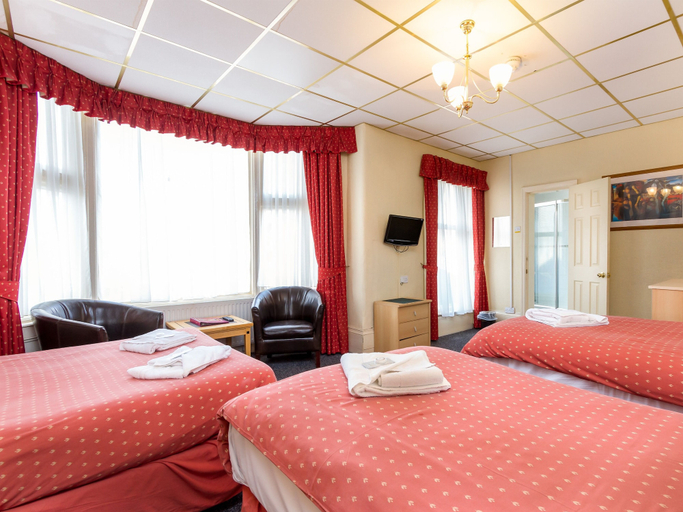 Bedroom 3, The Oak Lea Hotel, Blackpool