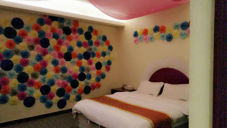 Bedroom 4, Aiqinhai Hotel, Guangzhou
