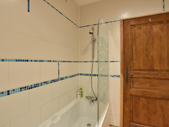 Bathroom 3, Gite Le Sapin, Vosges