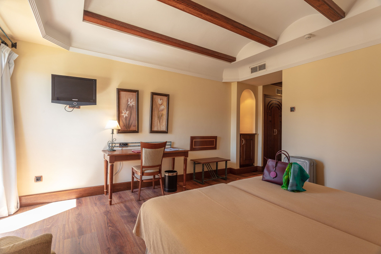Bedroom 2, Hotel Abades Guadix, Granada