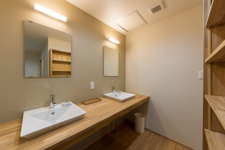 Bathroom 5, Hotel Kikyou, Kaga