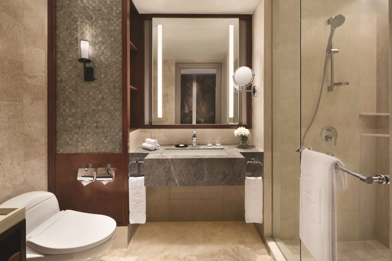 Bedroom 5, Shangri La Surabaya, Surabaya