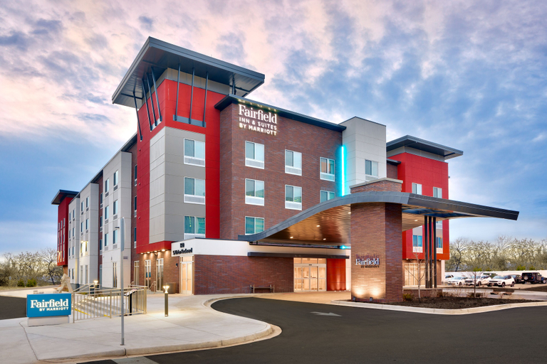Exterior & Views 2, Fairfield by Marriott Inn & Suites Denver West/Federal Center, Jefferson