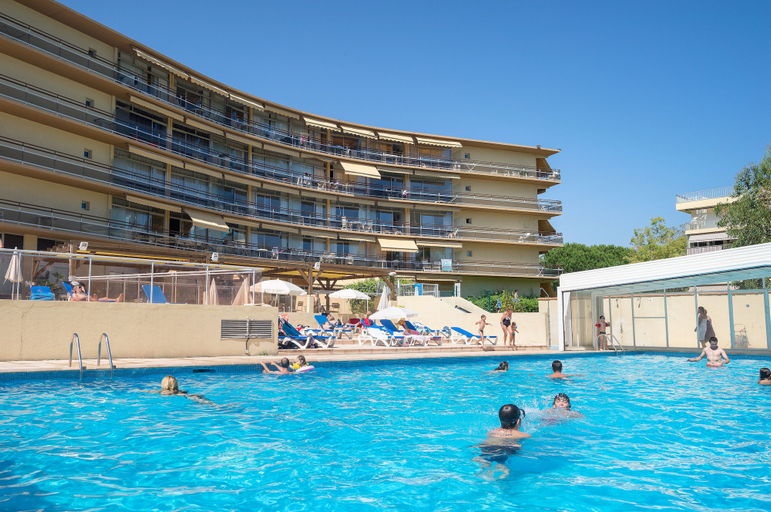 Exterior & Views 2, Pierre & Vacances Residence Heliotel Marine, Alpes-Maritimes