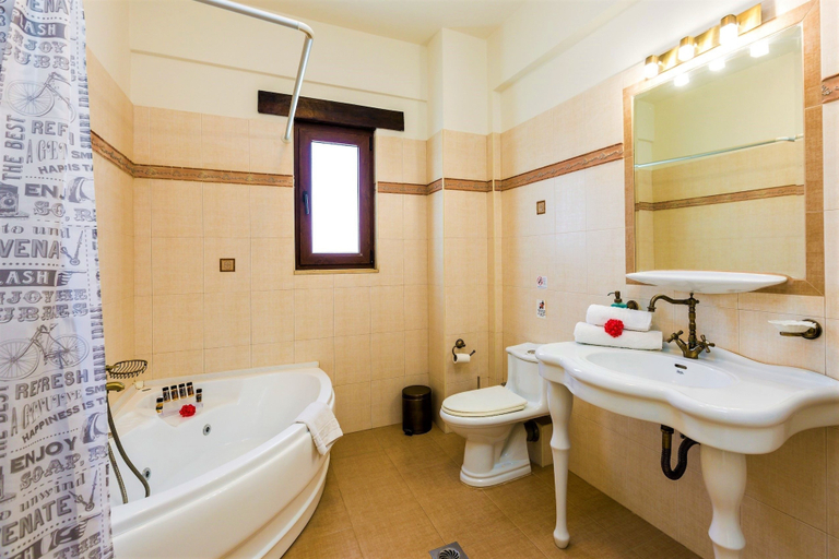 Bathroom 3, disCrete Villa Chromonastiri, Crete