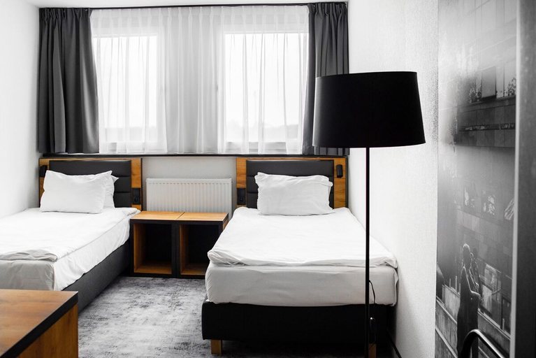 Bedroom 3, Hotel Mercure Opole, Ople