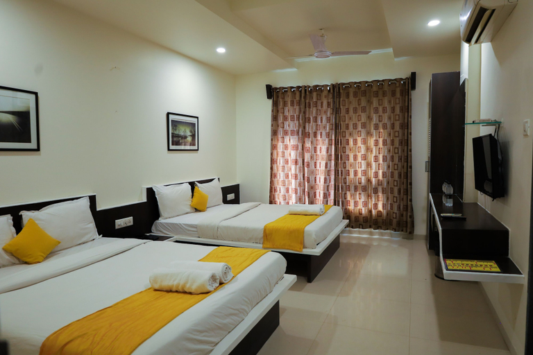 Bedroom 3, Hotel Sai Bansi, Ahmadnagar