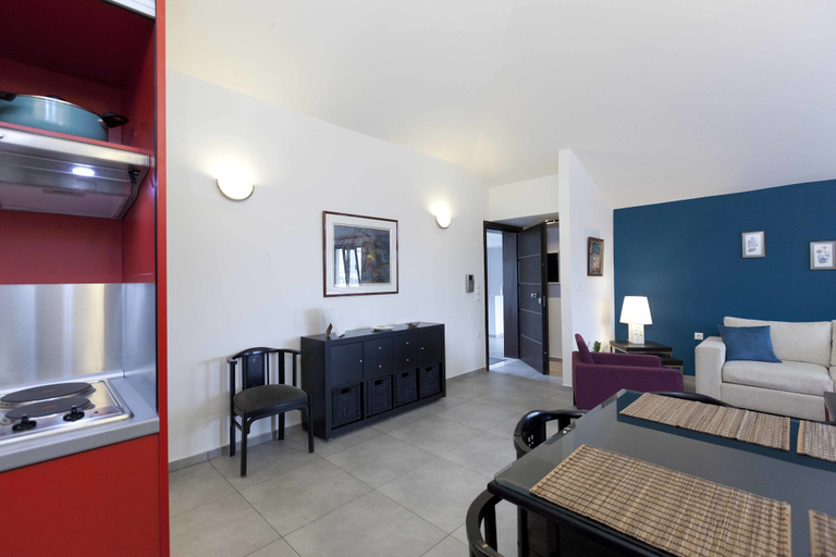 Others 5, CHROMA Lodge Pikermi, Attica