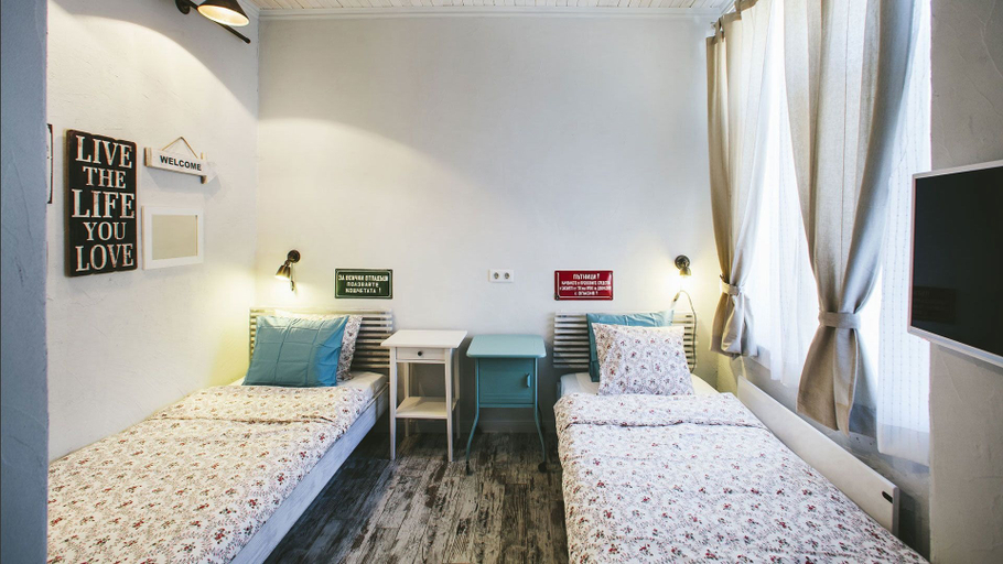 Bedroom 4, 5 Vintage Guest House, Stolichna