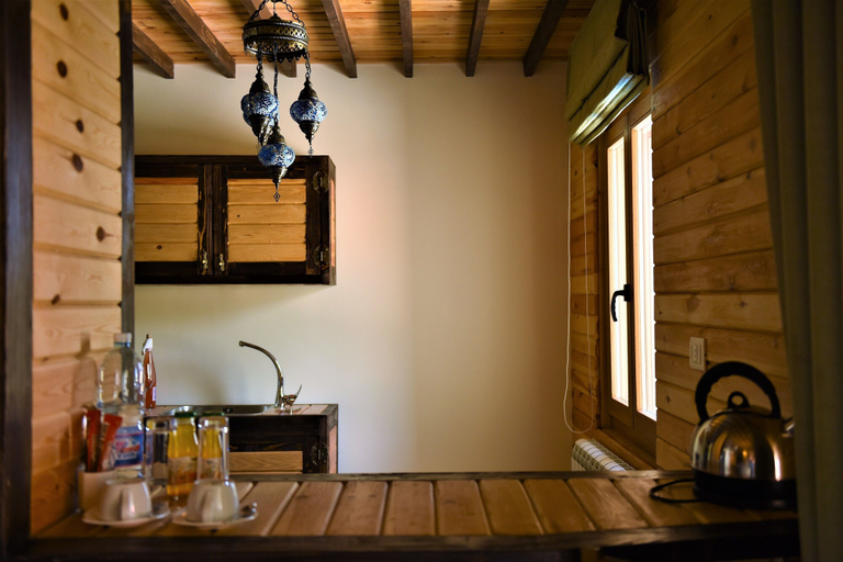 Others 5, Palais Des Cedres, Chouf