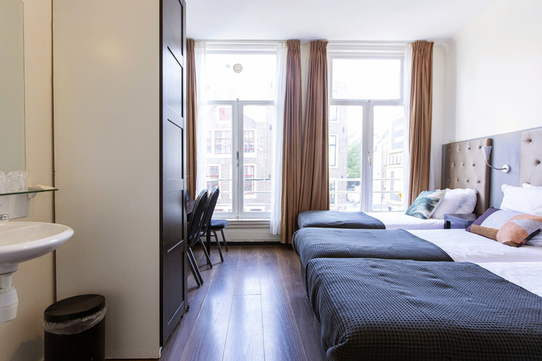 Bedroom 3, Quentin Arrive, Amsterdam