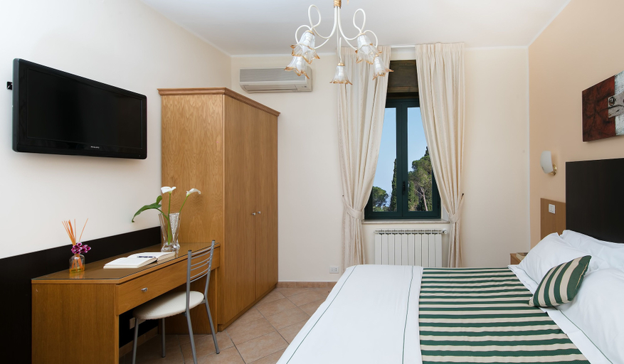 Bedroom 3, Hotel La Pensione Svizzera, Messina