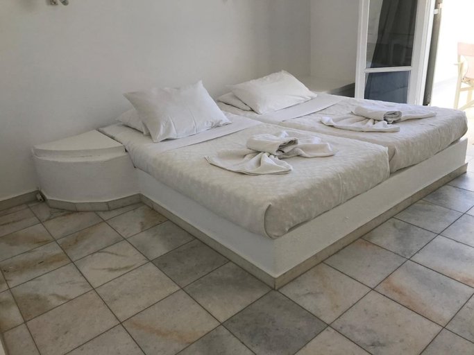 Bedroom 2, Anezina Hotel, South Aegean
