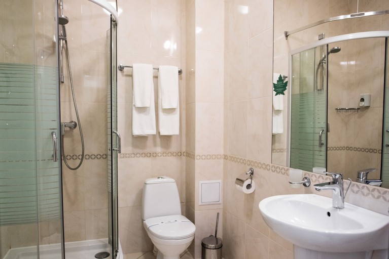 Bathroom 3, Nota Bene Hotel, L'vivs'ka