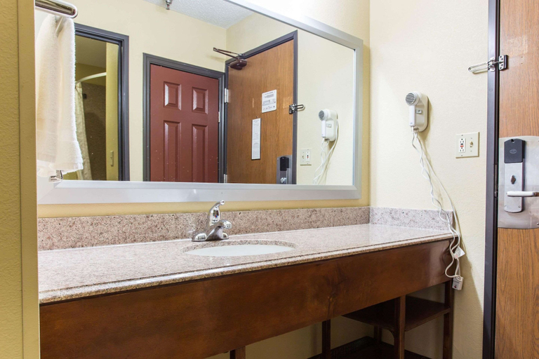 Bathroom 4, Comfort Inn Columbia West, Richland