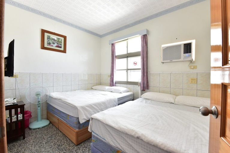 Bedroom 2, YoYo MaAn B&B, Pingtung