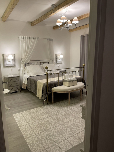 Bedroom 5, Giardino delle Zagare, Enna