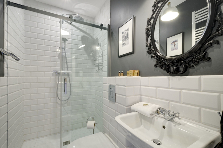 Bathroom 3, Happy Stay Old Town Tartaczna St. 27 A, Gdańsk City