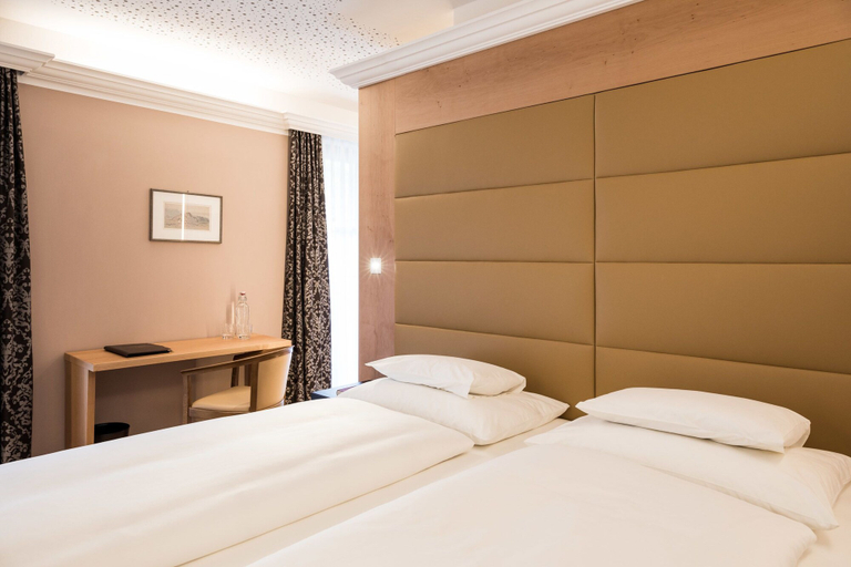 Bedroom 3, Haus am Hang, Bolzano